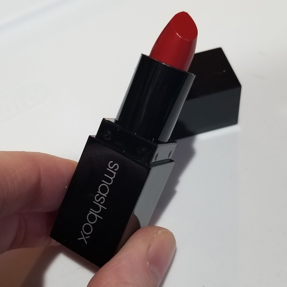 Smashbox Be Legendary Mini Lipstick ~ Vampy Red - Picture 2 of 3
